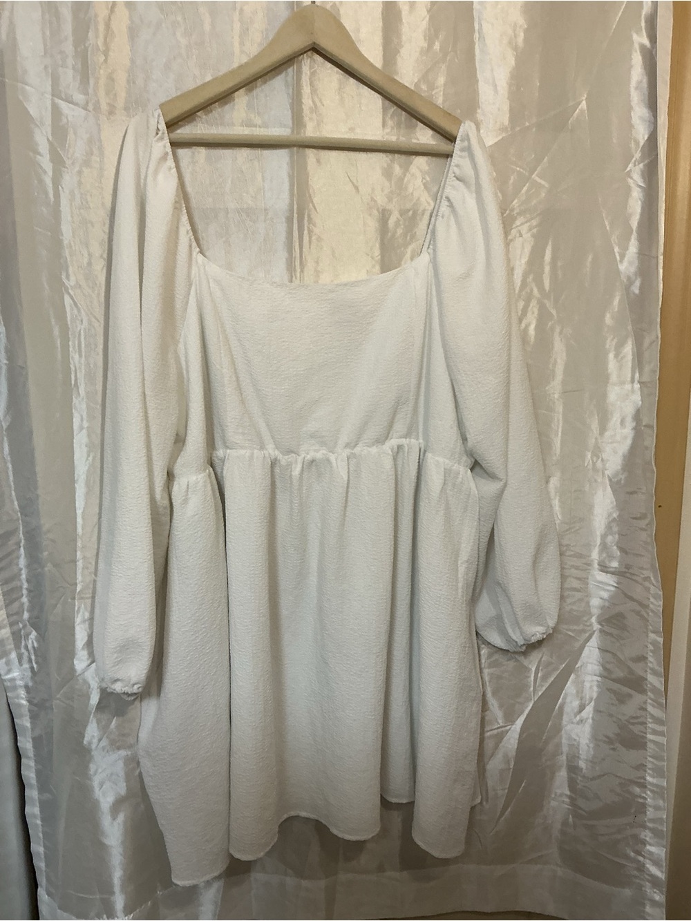 ARULA Ivory White Long Sleeve Babydoll Dress